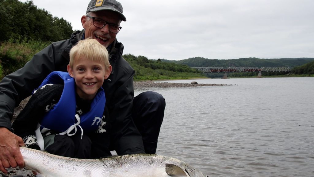 Aksle-Milli-Proiud-Fisherman-98-kilo-Salmon-scaled.jpg