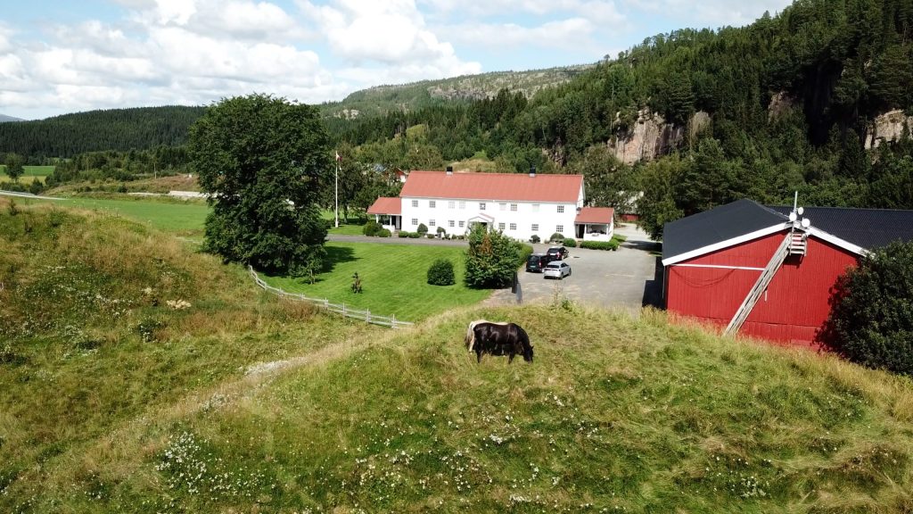 Bertnem-Gard-scaled.jpg